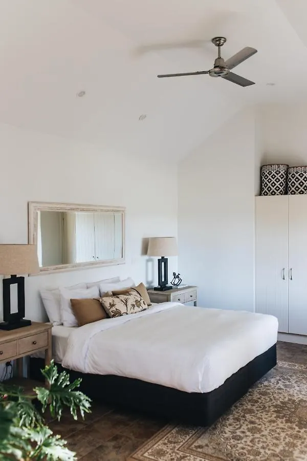 The Brooklet Villa Byron Bay Lodge